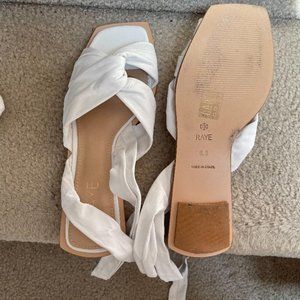 RAYE WHITE NAPPA LEATHER SANDALS - WRAP AROUND TIE ANKLE STRAP - 6.5M